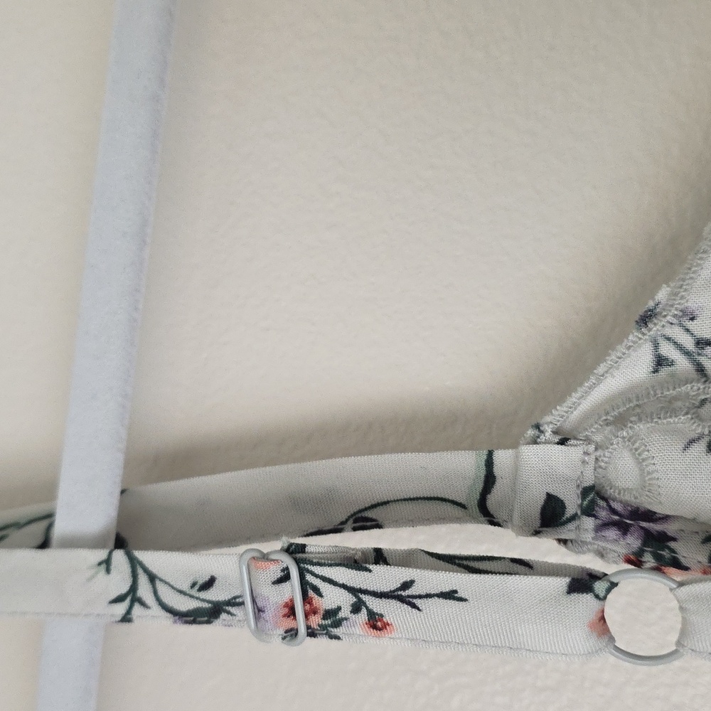 Torrid Floral Camisole Top - Picture 4 of 6
